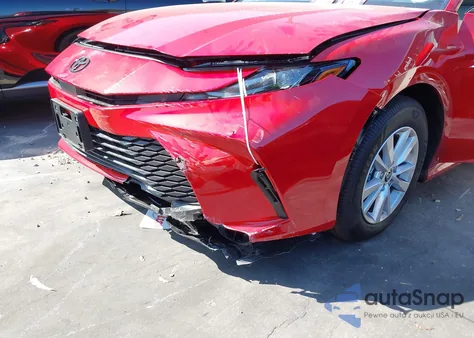 2025 Toyota Camry Le из США, поврежденный, VIN 4T1DAACK2SU205098